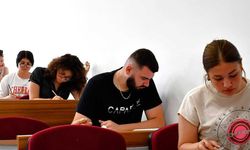 DAÜ giriş ve burs sınavı yapıldı