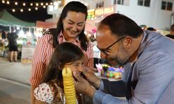 Başkan Sadıkoğlu festival alanında esnaf ve vatandaşlarla buluştu