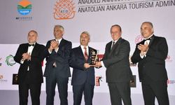 “Yılın Türk Dünyası Turizmi Onur Ödülü” Fikri Ataoğlu’na verildi
