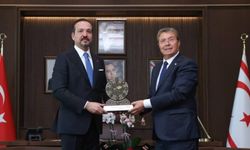 Başbakan Üstel: Kıbrıs Türkü, Türkiye Cumhuriyeti ile et ve tırnak gibidir