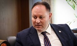 Öztürkler: Bayrak Türk insanının namusu ve gururudur