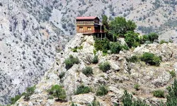 Kayalığın üzerindeki meşhur ev satışa çıktı: Fiyatı belli oldu
