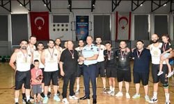 Geleneksel Polis Basketbol Turnuvası'nın 7. şampiyonu Lefkoşa Polis Müdürlüğü