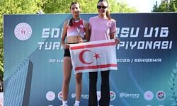Genç atletlerden büyük başarı: Damla Dönmez Türkiye birincisi!
