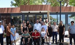 Başkan Sadıkoğlu, özel gereksinimli bireyler ve aileleriyle buluştu