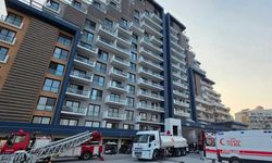 Apartman Yangını: Tahliyeler Sürüyor