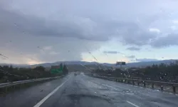 Rum polisi şiddetli yağış nedeniyle Lefkoşa-Limasol otoyolundaki sürücüleri uyardı!