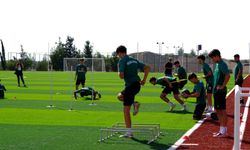 Küçük Kaymaklı’nın Altyapı Takımları, Yakın Doğu Üniversitesi Spor Kompleksi’nde Antrenmana Başladı!
