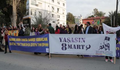 İki toplumun kadınları yürüyüş gerçekleştirdi