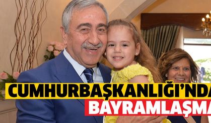 Cumhurbaşkanı Akıncı, halkla bayramlaştı