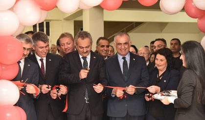 Lefkoşa Anadolu Üniversitesi Açık Öğretim Fakültesi’nde E-Sınav Merkezi açılışı yapıldı