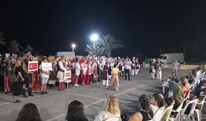 Yenierenköy barış, dostluk dans ve müziklerine ev sahipliği yaptı