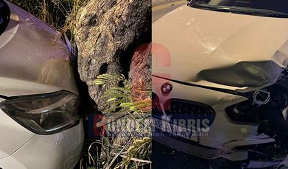 Girne’de İki Araç Çarpıştı: 1 Sürücü Hastaneye Kaldırıldı