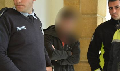 Ülkeye yasal girişi yok