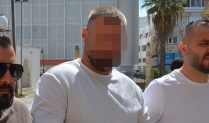 Turist Olarak Geldi, 1 Kilo Uyuşturucuyla Yakalandı