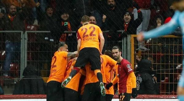 Seri 12 maça çıktı: Dev maçta kazanan Galatasaray