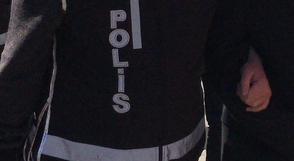 Kahramanmaraş'ta yıkılan binalara ilişkin 3 kişi tutuklandı