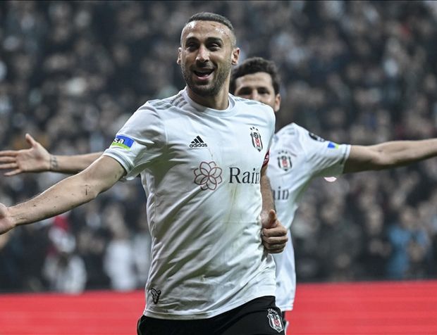 Beşiktaş, 3 puanı 3 golle aldı