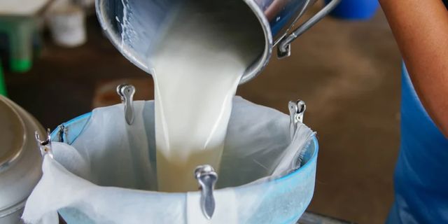 SÜİB: Son bir yılda çiğ süte yedi kez zam yapıldı