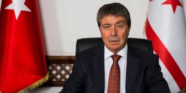 Başbakan Üstel, Denktaş’ı andı... "Halkına yol gösteren büyük bir dava adamı"
