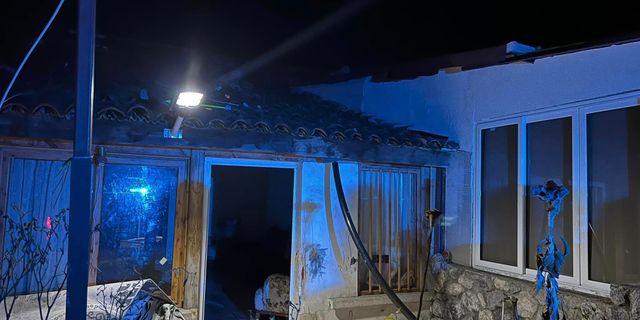 Lefke’de bir evde elektrik tesisatı kısa devre yaptı, yangın çıktı
