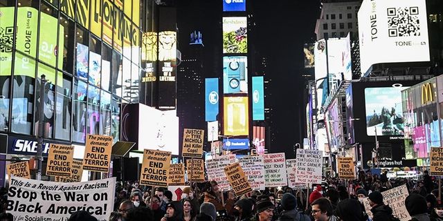 ABD polisinin "ölümüne şiddeti" protesto edildi