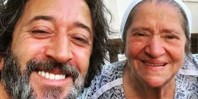 Ünlü şarkıcı Fettah Can'ın acı günü! Annesinin ölüm haberiyle yıkıldı