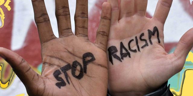 14 yaşındaki siyahi öğrenciye ırkçı saldırı