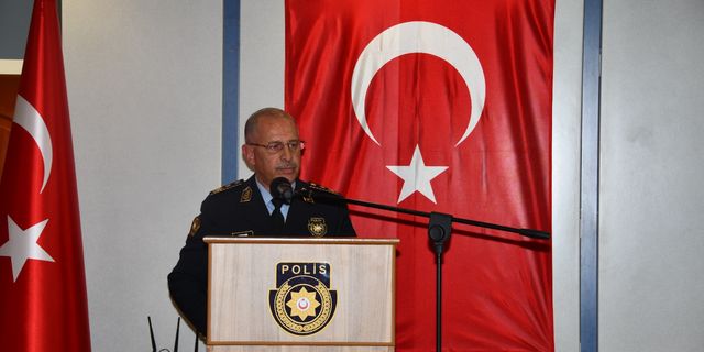 Polis Genel Müdürü Kasım Kuni’ye törenle rütbeleri takıldı