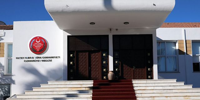 Meclis Komitesi 'Siyasal Partiler Değişiklik Yasa Önerisi’ni Meclis’e sevk etti