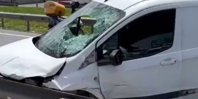 Emniyet kemeri takmadı: Otomobilin camından fırladı