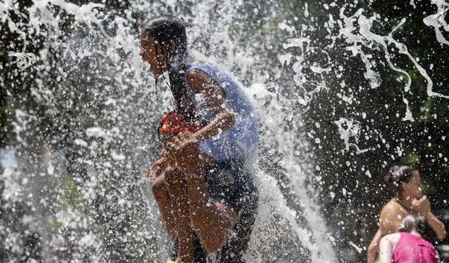 ABD'de 50 dereceyi aşan sıcaklıklar: Milyonlarca kişi tehlikede