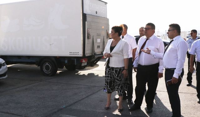 Maliye Bakanı Dr. Özdemir Berova, incelemelerde bulunmaya devam ediyor