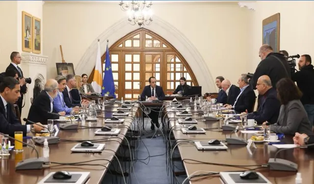 Rum Ulusal Konseyi "Kıbrıs sorunu ve Pile" gündemiyle toplanıyor...