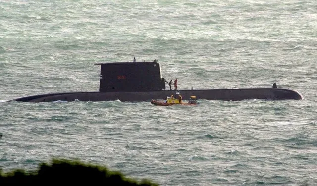 Dev dalga 3 denizaltı personelinin ölümüne neden oldu