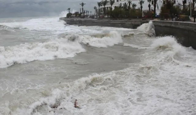 Meteoroloji uyardı: Denizlerde fırtına etkili olacak