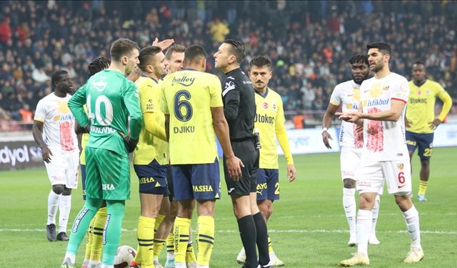 PFDK'den Fenerbahçeli Fred'e 3 maç ceza