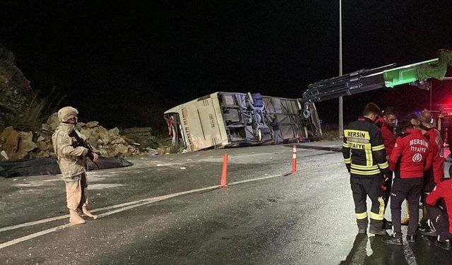 Türkiye'de katliam gibi kaza : 9 ölü, 30 yaralı