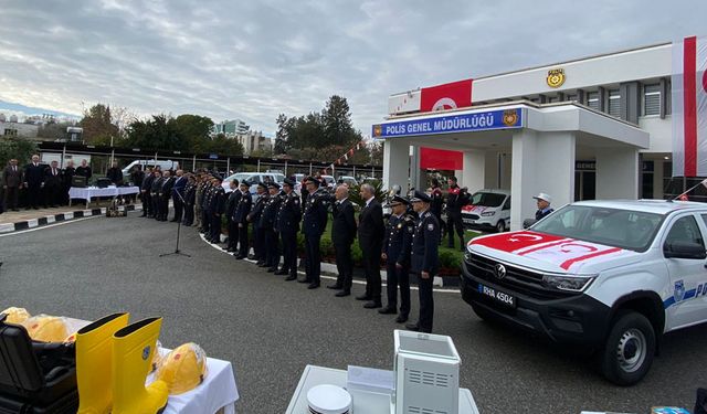 Türkiye tarafından hibe edilen toplam 12 araç ve çeşitli malzemeler törenle PGM’ye teslim edildi