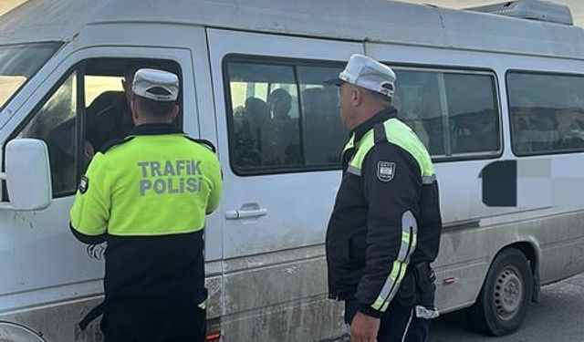 İskele Trafik ekipleri, yolcu taşımacılığına yönelik denetim yaptı