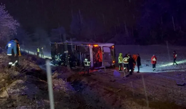 Kastamonu'da feci kaza... Yolcu otobüsü devrildi: 6 ölü