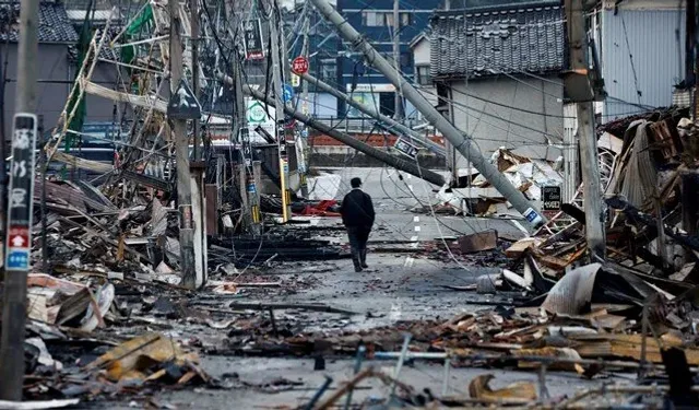 Japonya'daki 7,6'lık depremde can kaybı 128'e yükseldi