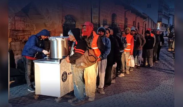 Çorba ikramlarıyla Vakıf kültürü yaşatılıyor