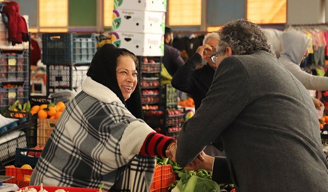 CTP heyeti Mağusa'da esnaf ve seracıları ziyaret etti