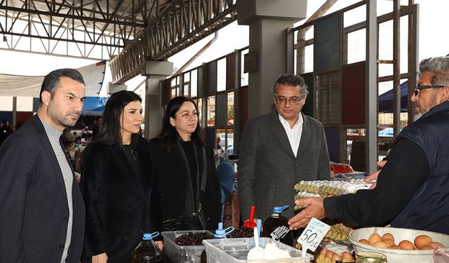 CTP heyeti Gazimağusa’da esnaf ve seracıları ziyaret etti