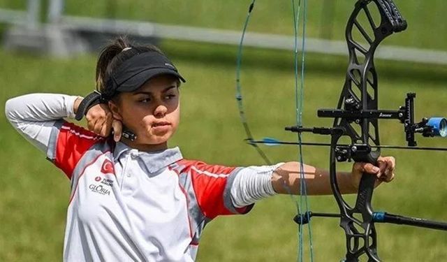 Milli okçu Hazal Burun'dan altın madalya