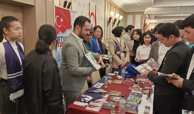 Özbekistan’da "İpek Yolu Türk Üniversiteleri Fuarı" düzenlendi