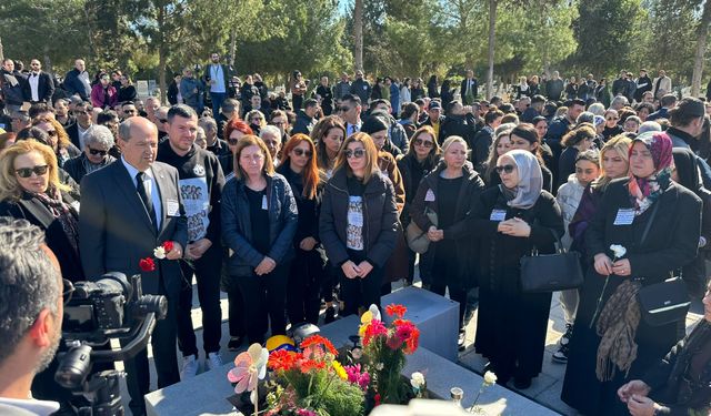 Şampiyon Melekler kabirleri başında anıldı