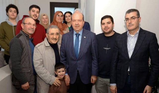 Tatar, depremde hayatını kaybeden Arnavutoğlu ve Arkan çiftinin ailelerini ziyaret etti