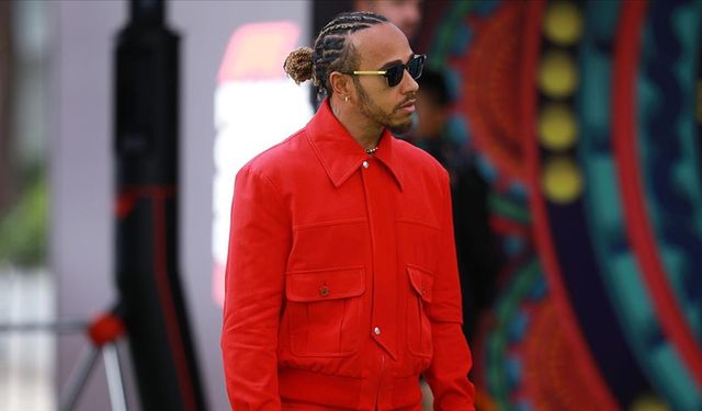 Formula 1 pilotu Lewis Hamilton, 2025 yılında Ferrari takımında yer alacak